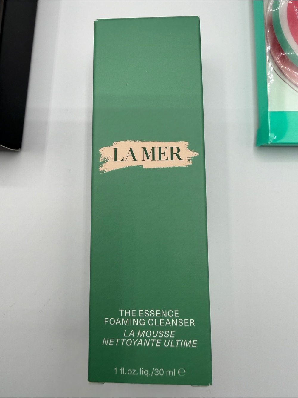 10-Piece NWT Beauty Bundle with La Mer, Kat Von D and much more - Picture 2 of 10